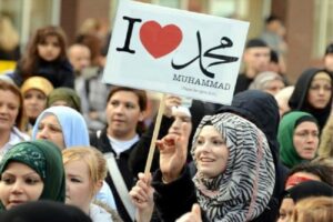 رویکرد اروپا به مراکز اسلامی